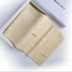 شماغ جيفنشي بيج - Image 3